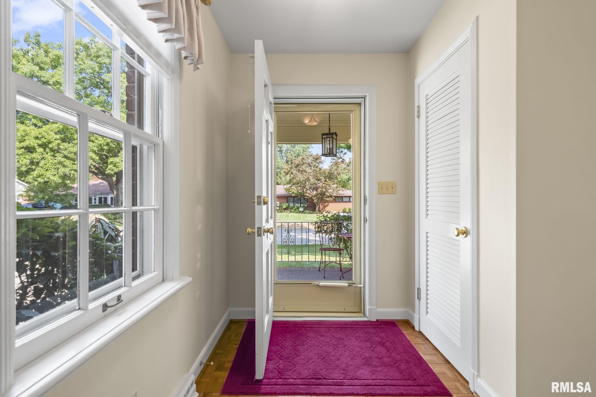 2142 Huntleigh Road Springfield, IL 62704 - Photo 4 of 42