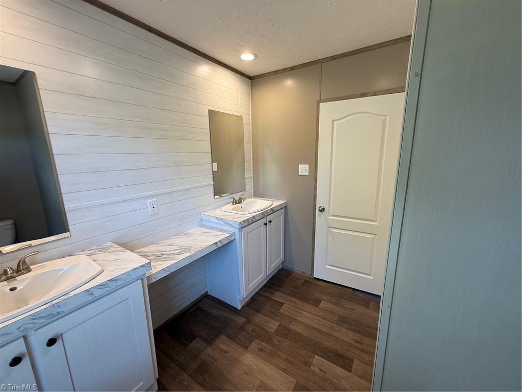 1302 Austin Little Mountain Road Ronda, NC 28670 - Photo 5 of 11 Bathroom