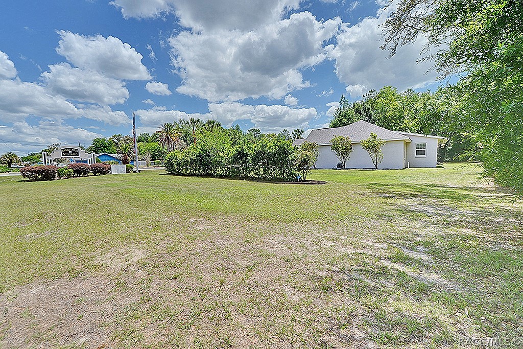 10584 Southwest 53rd Circle Ocala, FL 34471 - Photo 35 of 38
