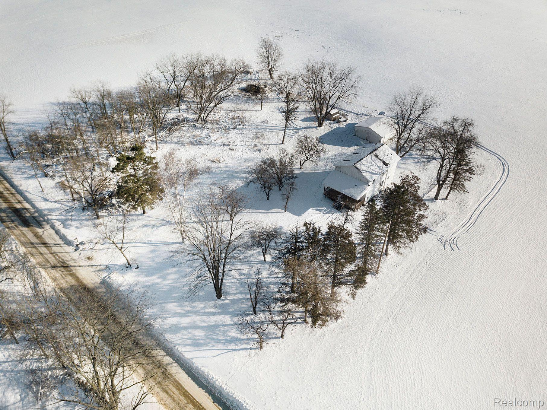 6178 Center Road Howell, MI 48855 - Photo 21 of 23 Gallery Image 21