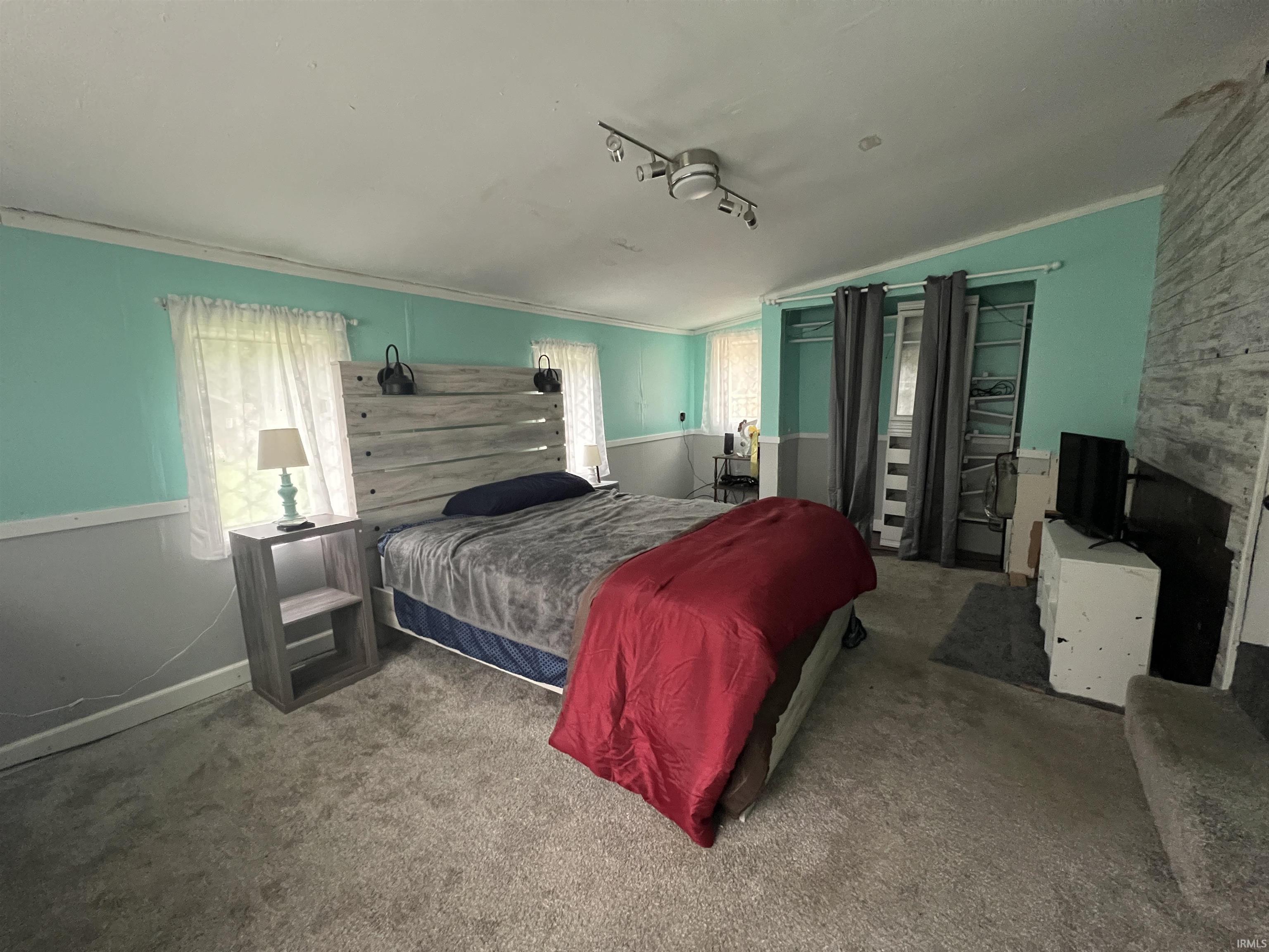 1435 Reckeweg Road Fort Wayne, IN 46804 - Photo 8 of 24