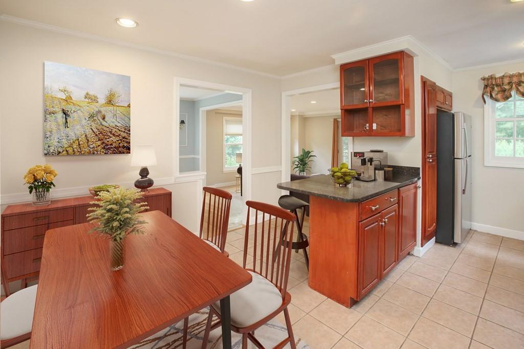 19 Spring Road Weston, MA 02493 - Photo 2 of 14