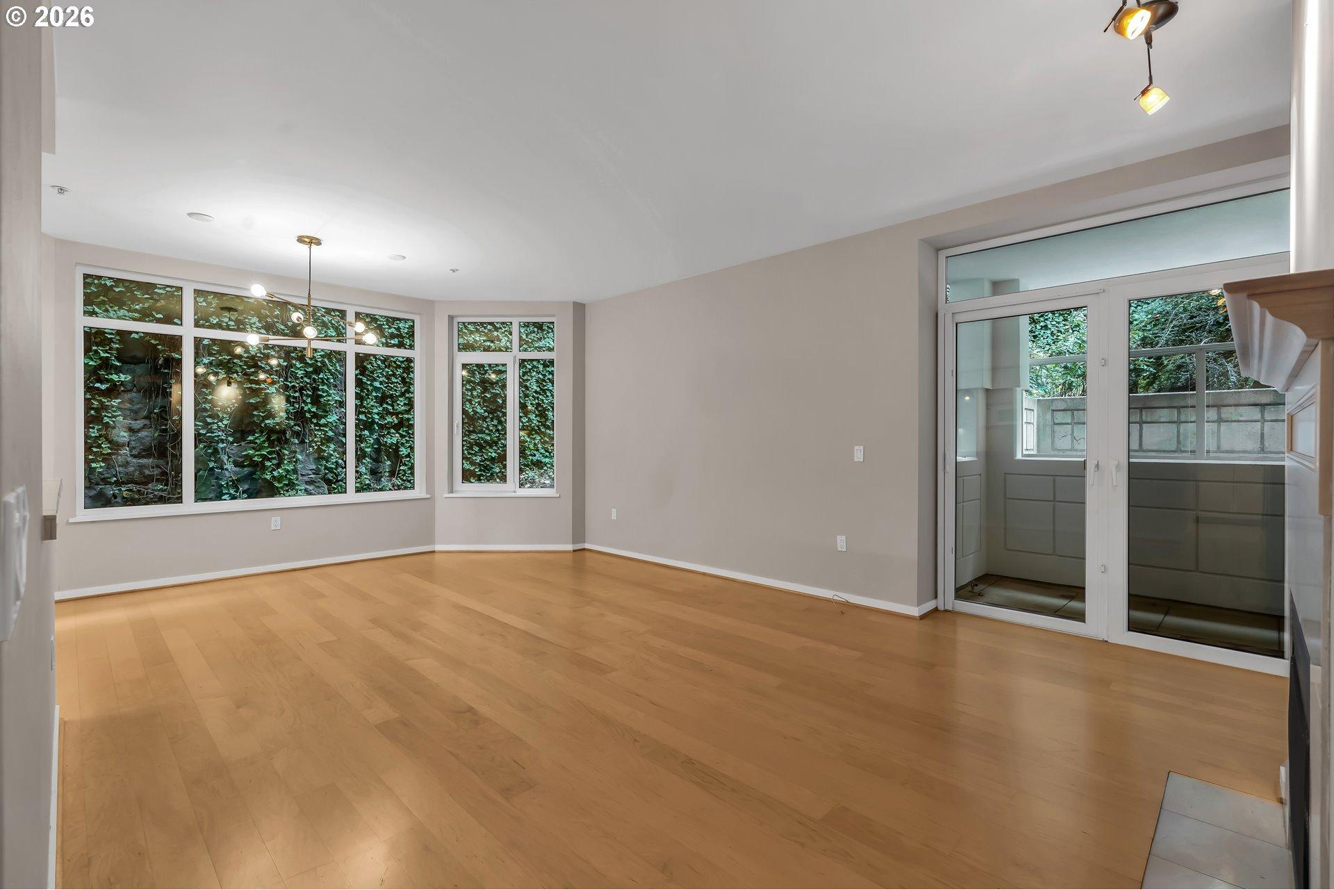 2445 Northwest Westover Road, Unit 209 Portland, OR 97210 - Photo 21 of 40 Gallery Image 21