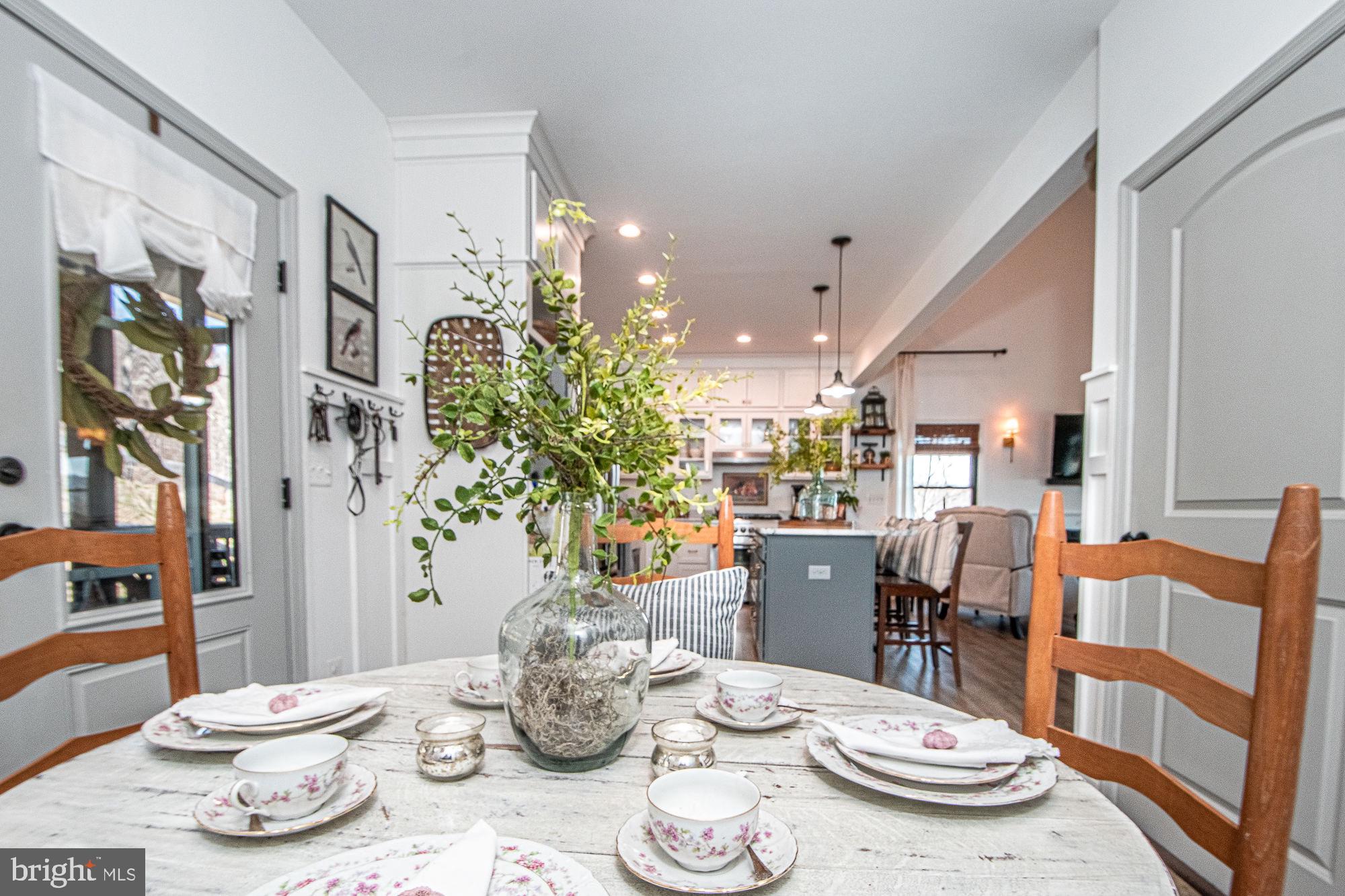 691 Sunset Village Road Front Royal, VA 22630 - Photo 19 of 63 Dining area