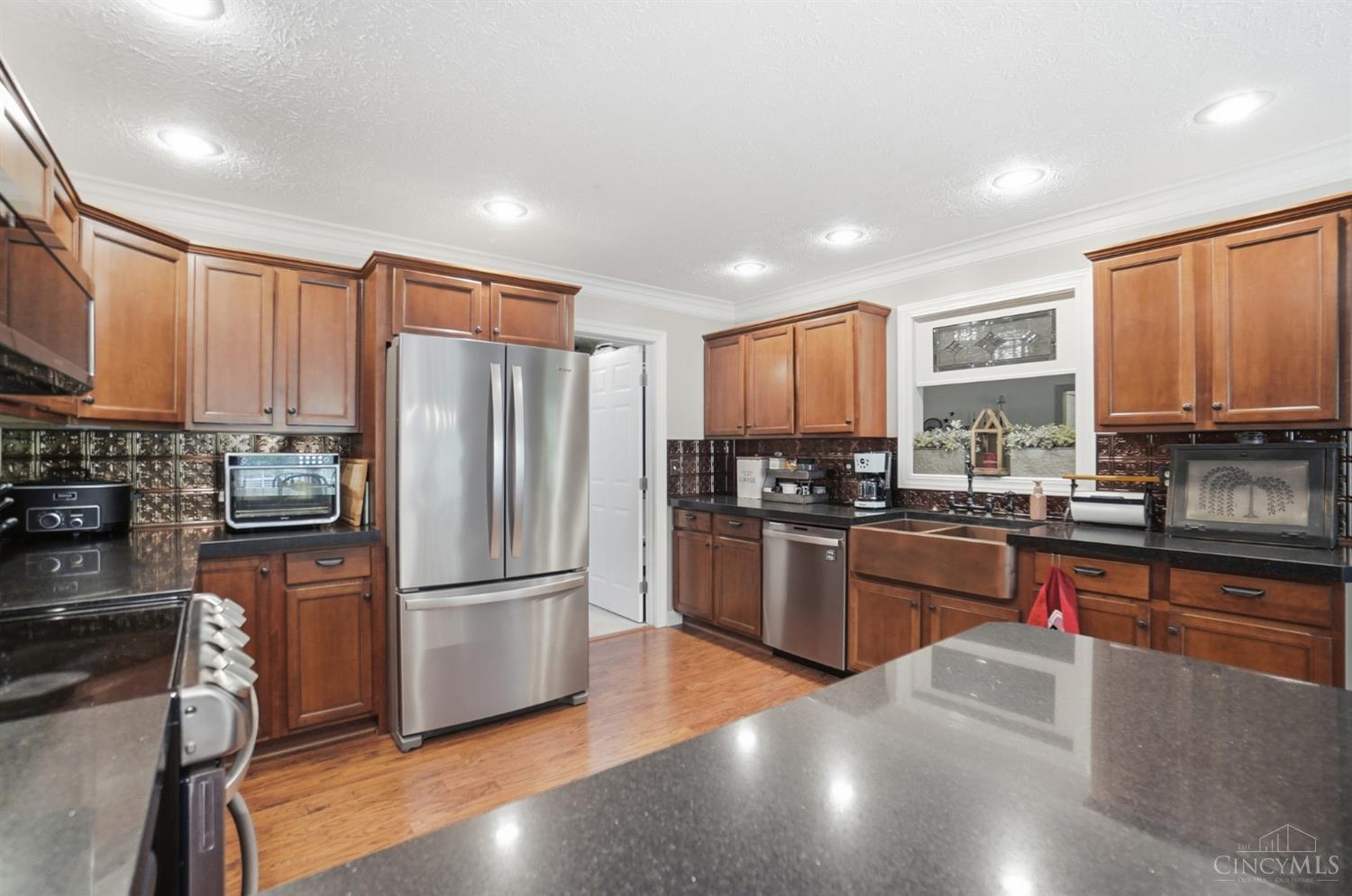 1503 Meadow Ridge Circle Wilmington, OH 45177 - Photo 27 of 65