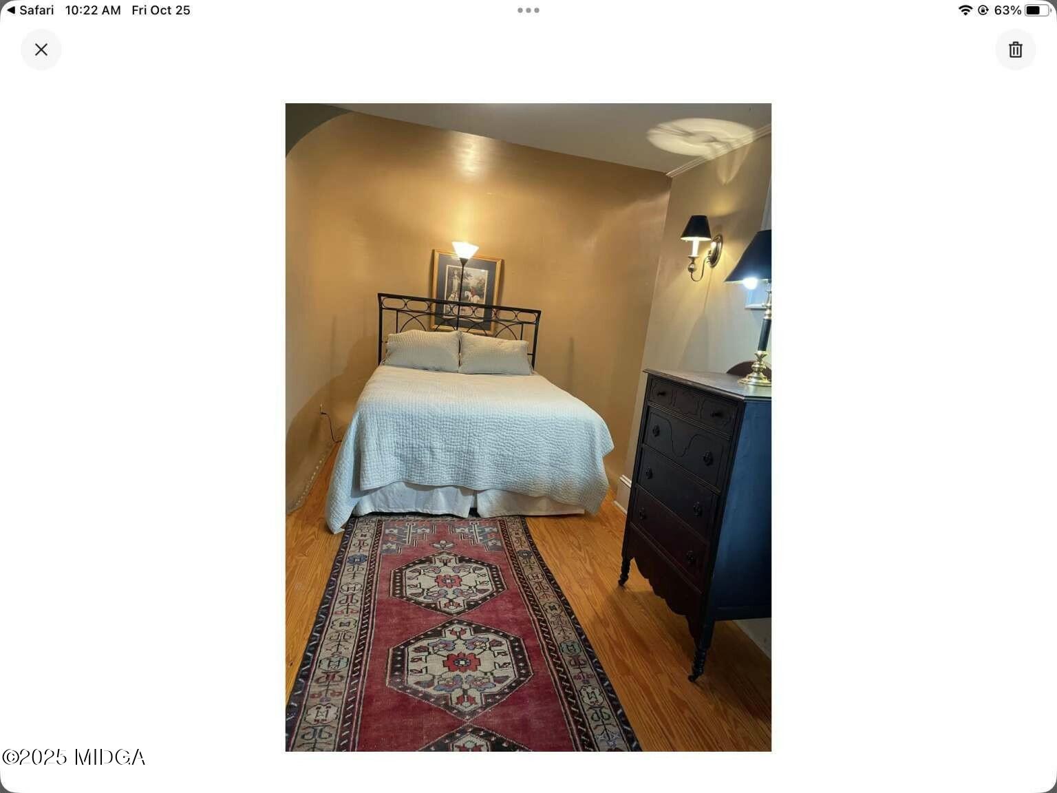 1057 Bond Street Macon, GA 31201 - Photo 8 of 27 a living room with furniture and a lamp