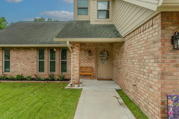 $249,999 | 13090 Aspen Lane, Beaumont, TX 77713