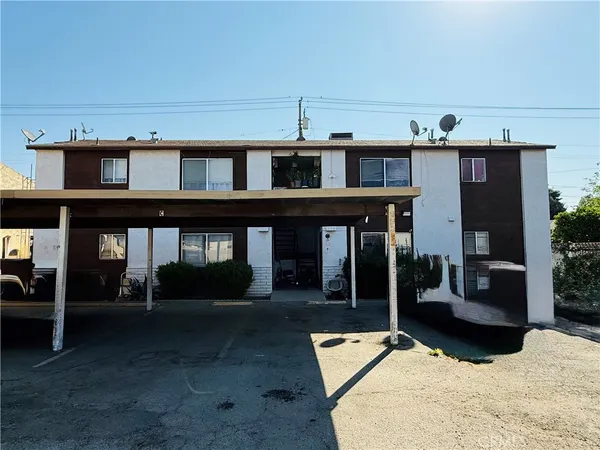 $798,500 | 326 Stephens Drive, Bakersfield, CA 93304