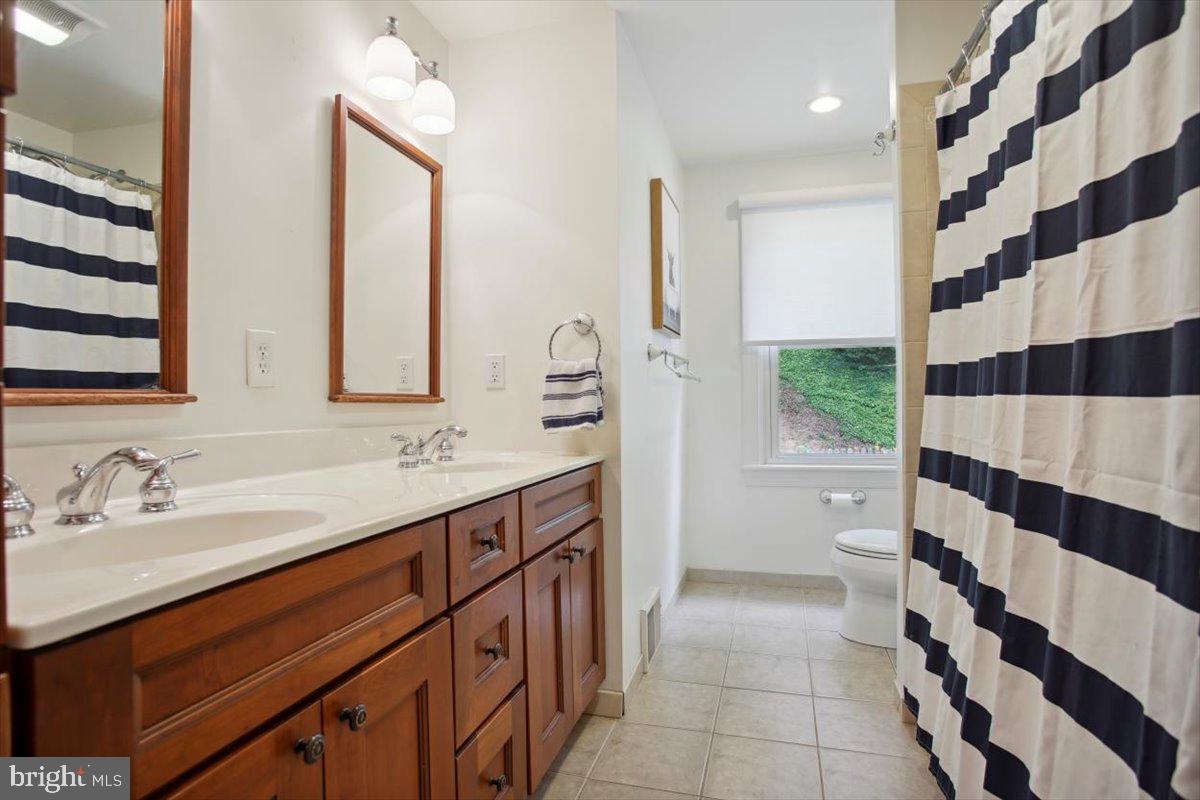 601 Manayunk Road Bala Cynwyd, PA 19004 - Photo 17 of 25