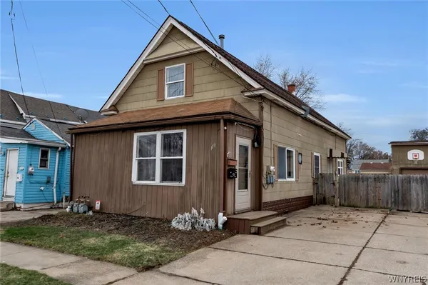 $219,999 | 110 Hedley Street, Cheektowaga, NY 14206