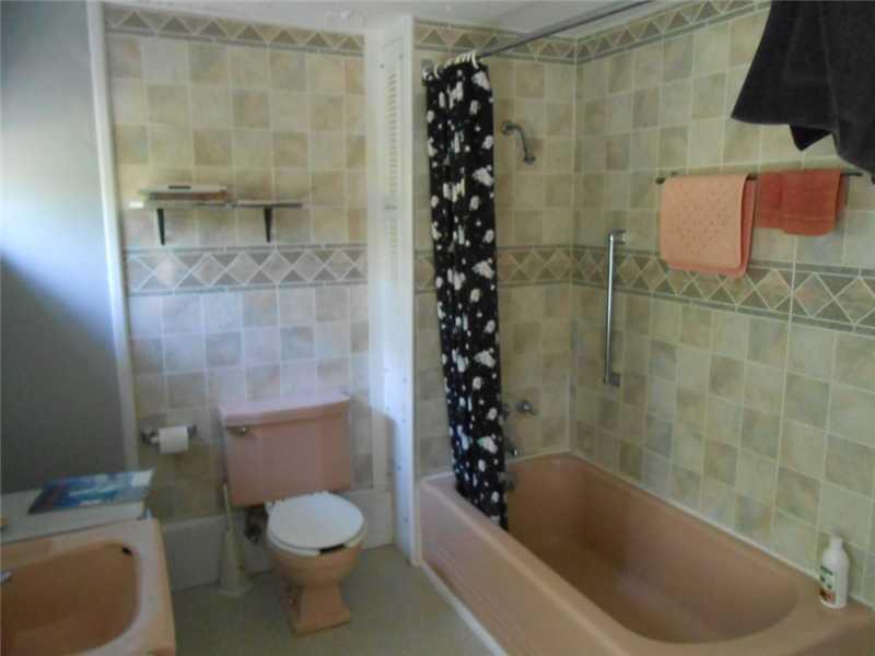 321 Eggemoggin Road Little Deer Isle, ME 04650 - Photo 12 of 22 Bathroom.