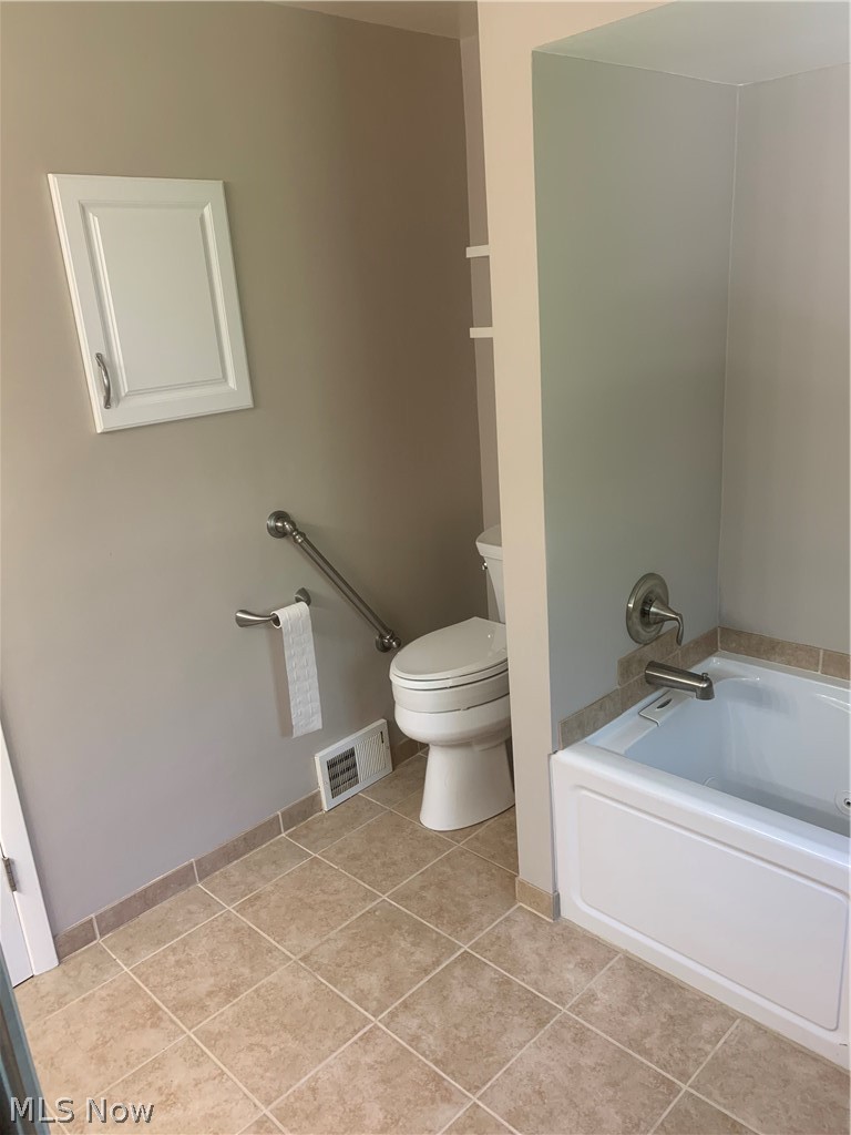 4493 Birchwold Road South Euclid, OH 44121 - Photo 20 of 31
