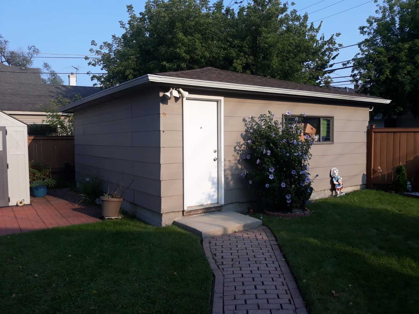 2005 Vine Avenue Park Ridge, IL 60068 - Photo 4 of 13 Gallery Image 4