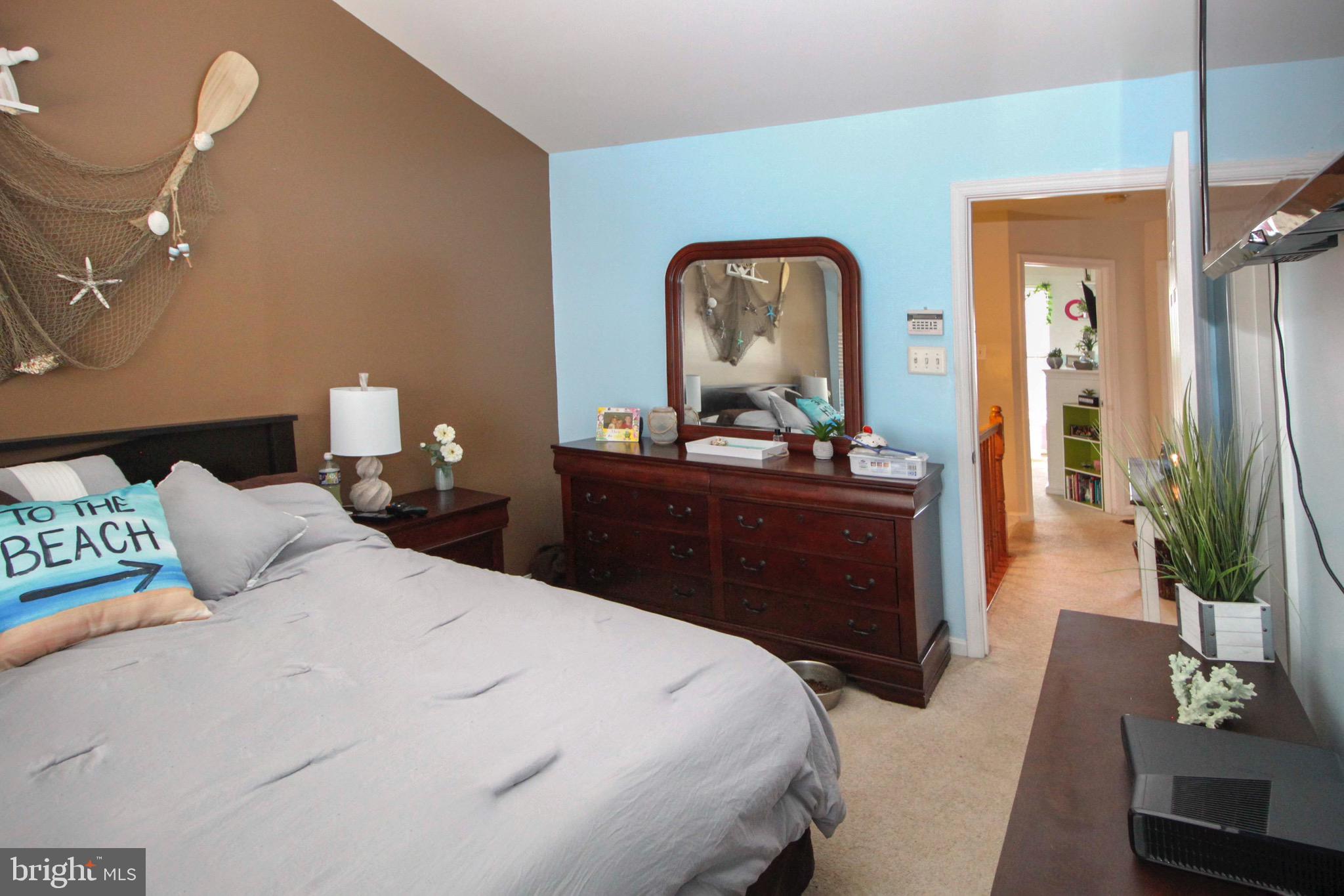 12905 Yellow Jacket Road Hagerstown, MD 21740 - Photo 17 of 31 Main Bedroom Photo 1