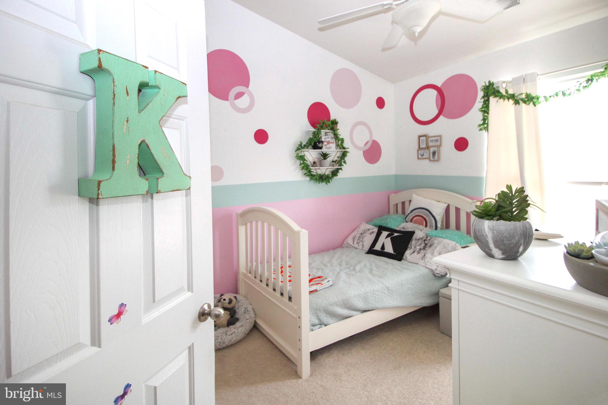 12905 Yellow Jacket Road Hagerstown, MD 21740 - Photo 21 of 31 Bedroom 2