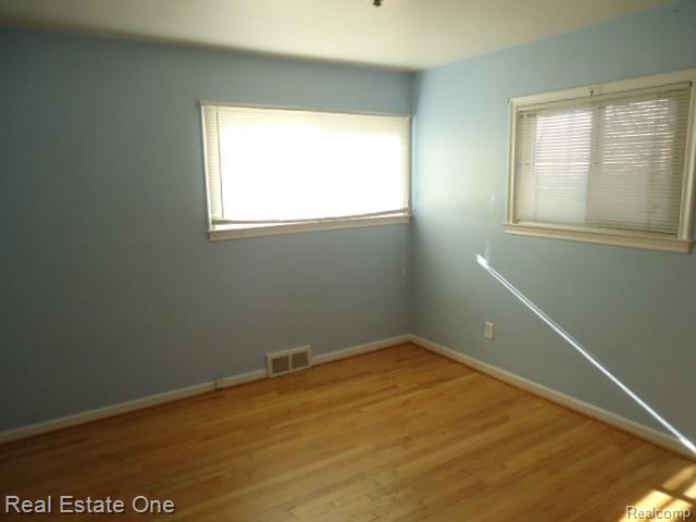 7821 Harding Street Taylor, MI 48180 - Photo 22 of 56 BEDROOM #1