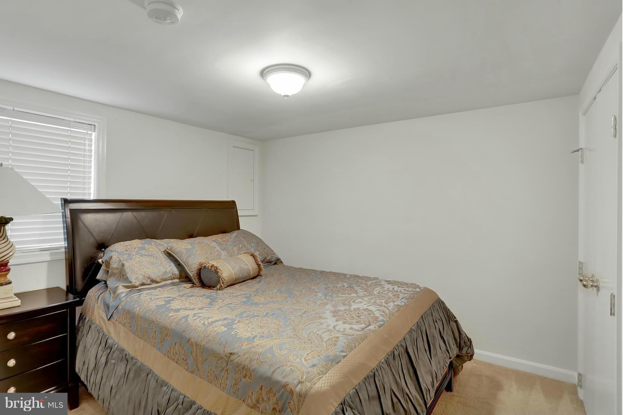 6217 Hanover Avenue Springfield, VA 22150 - Photo 20 of 30 In-law suite bedroom - 4th bedroom