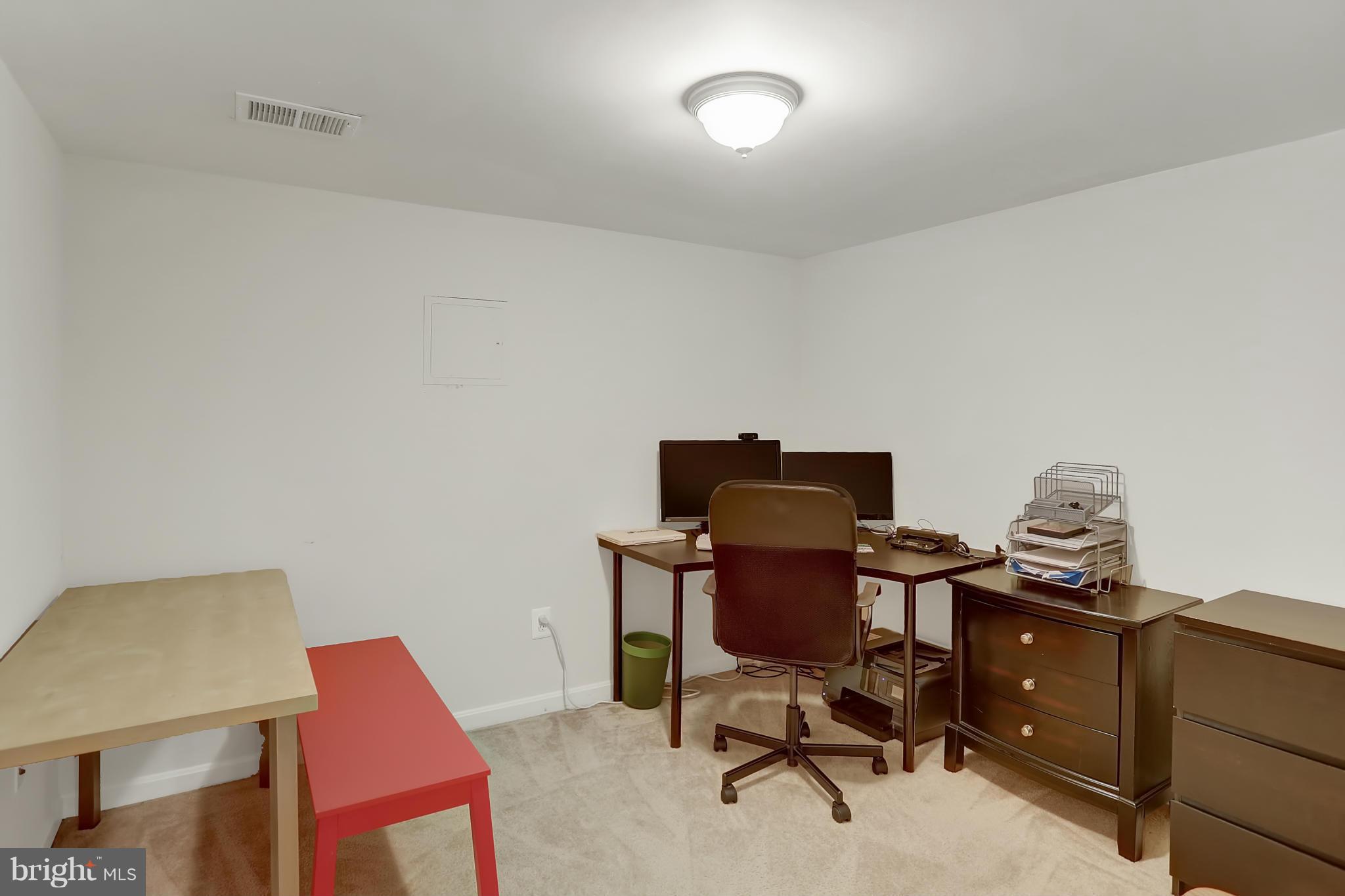 6217 Hanover Avenue Springfield, VA 22150 - Photo 22 of 30 Finished LL den/office