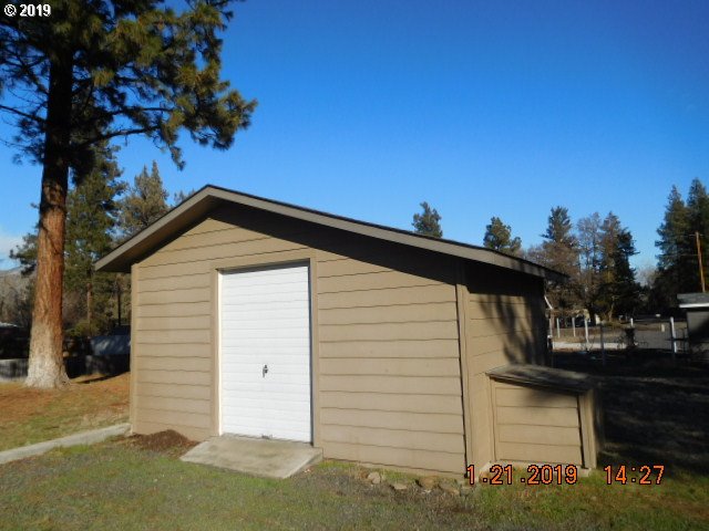 83147 Tygh Valley Road Tygh Valley, OR 97063 - Photo 11 of 12 Gallery Image 11