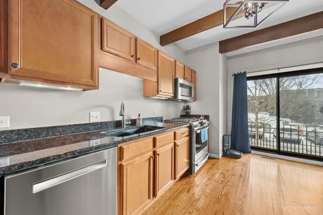 $350,000 | 436 West Russell Street, Unit 5436, Barrington, IL 60010