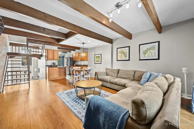 $350,000 | 436 West Russell Street, Unit 5436, Barrington, IL 60010