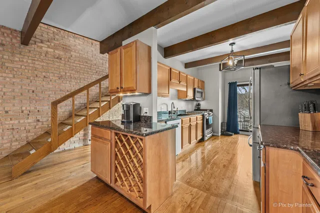 $350,000 | 436 West Russell Street, Unit 5436, Barrington, IL 60010