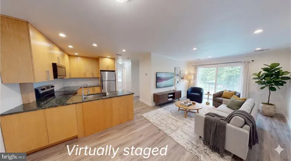 $250,000 | 18328 Streamside Drive, Unit 304, Gaithersburg, MD 20879