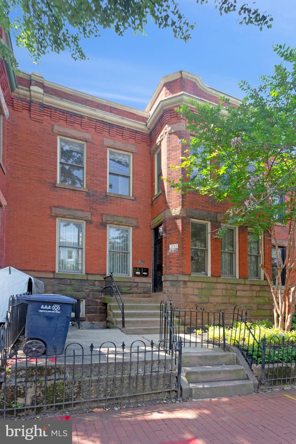 331 E Street Northeast Washington, DC 20002 - Photo 2 of 17