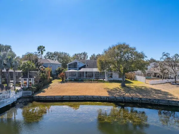 $1,075,000 | 4302 Faircourt Drive, Valrico, FL 33596