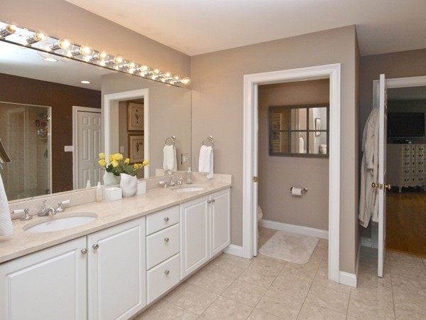 155 Oak Street Needham, MA 02492 - Photo 14 of 28