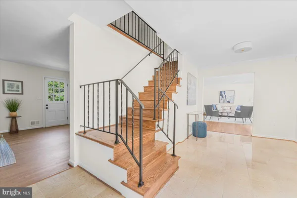 $1,200,000 | 1310 Midwood Place, Silver Spring, MD 20910