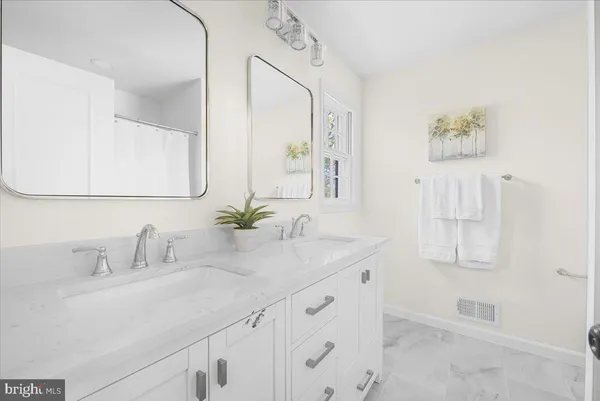 $1,200,000 | 1310 Midwood Place, Silver Spring, MD 20910