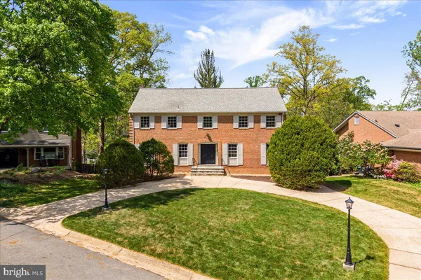 front view of house with a yard