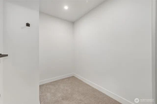 $1,050,000 | 1110 Divine Lane, Bellingham, WA 98229