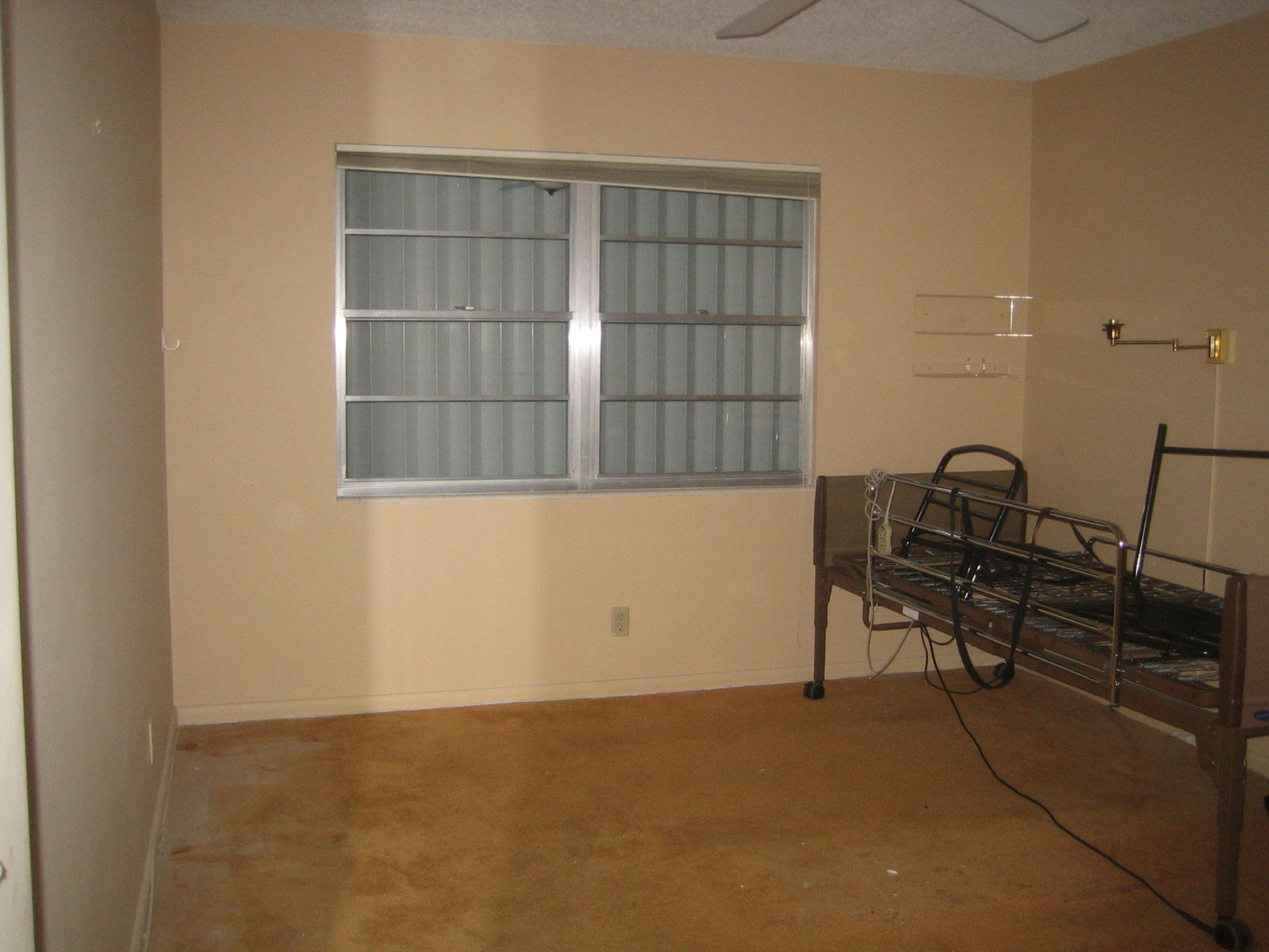 3023 Exeter, Unit 3025 Boca Raton, FL 33434 - Photo 4 of 9 Master Bedroom