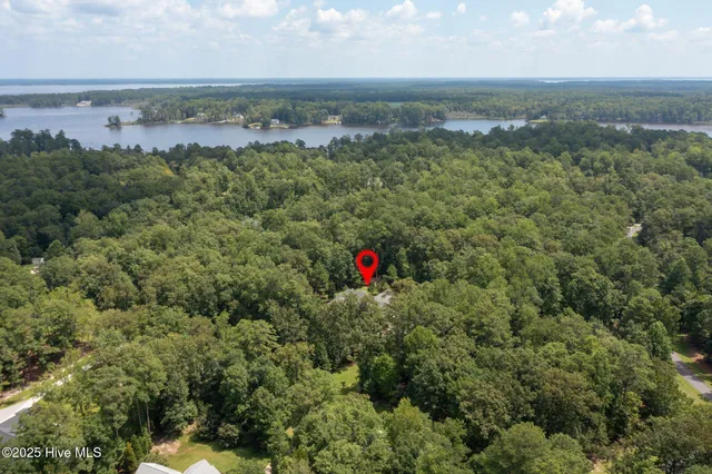 $1,250,000 | 400 Island Drive, Chocowinity, NC 27817