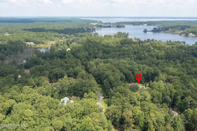 $1,250,000 | 400 Island Drive, Chocowinity, NC 27817