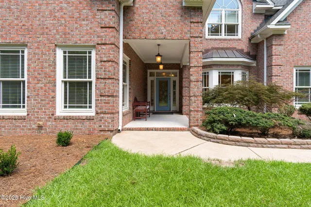 $1,250,000 | 400 Island Drive, Chocowinity, NC 27817