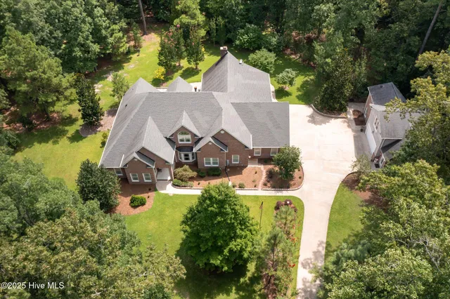 $1,250,000 | 400 Island Drive, Chocowinity, NC 27817