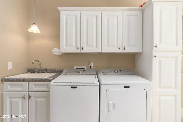 $1,250,000 | 400 Island Drive, Chocowinity, NC 27817