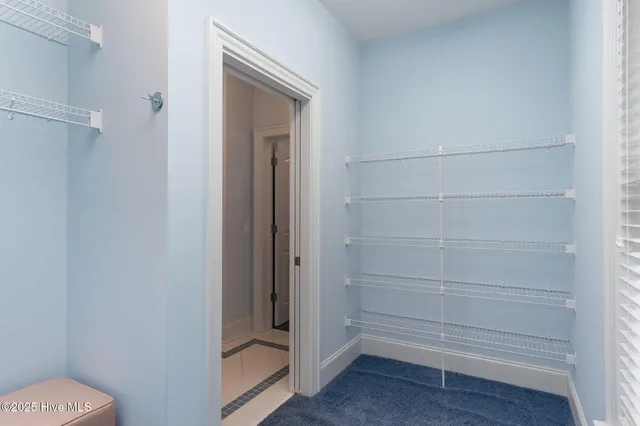 $1,250,000 | 400 Island Drive, Chocowinity, NC 27817