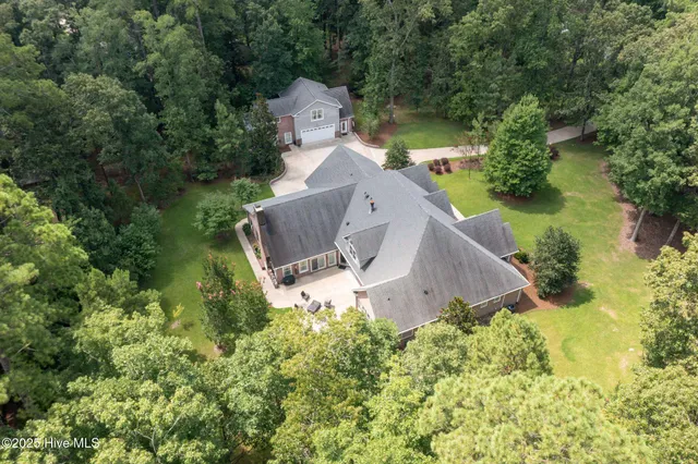 $1,250,000 | 400 Island Drive, Chocowinity, NC 27817