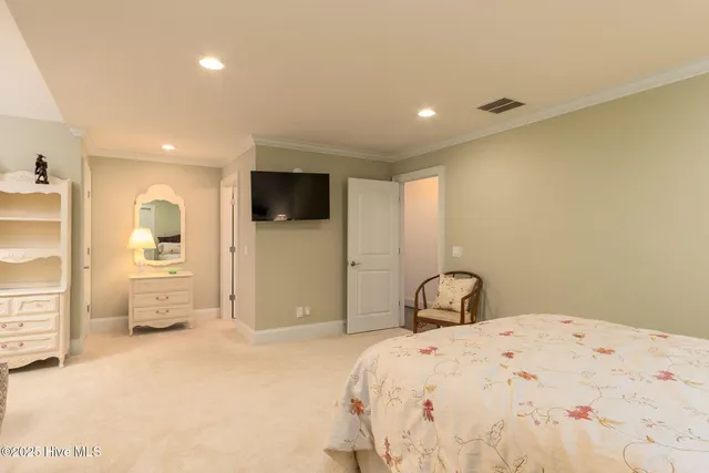 $1,250,000 | 400 Island Drive, Chocowinity, NC 27817