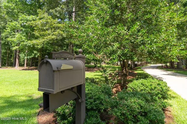 $1,250,000 | 400 Island Drive, Chocowinity, NC 27817