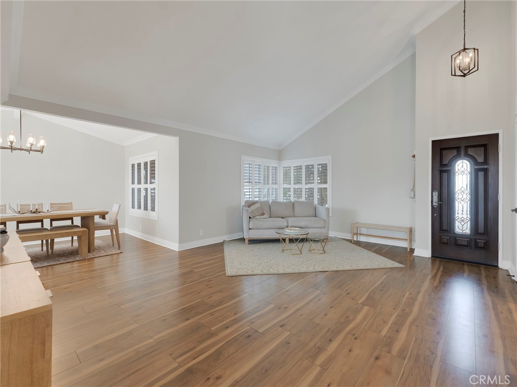 4895 North Buttercreek Road Moorpark, CA 93021 - Photo 5 of 30