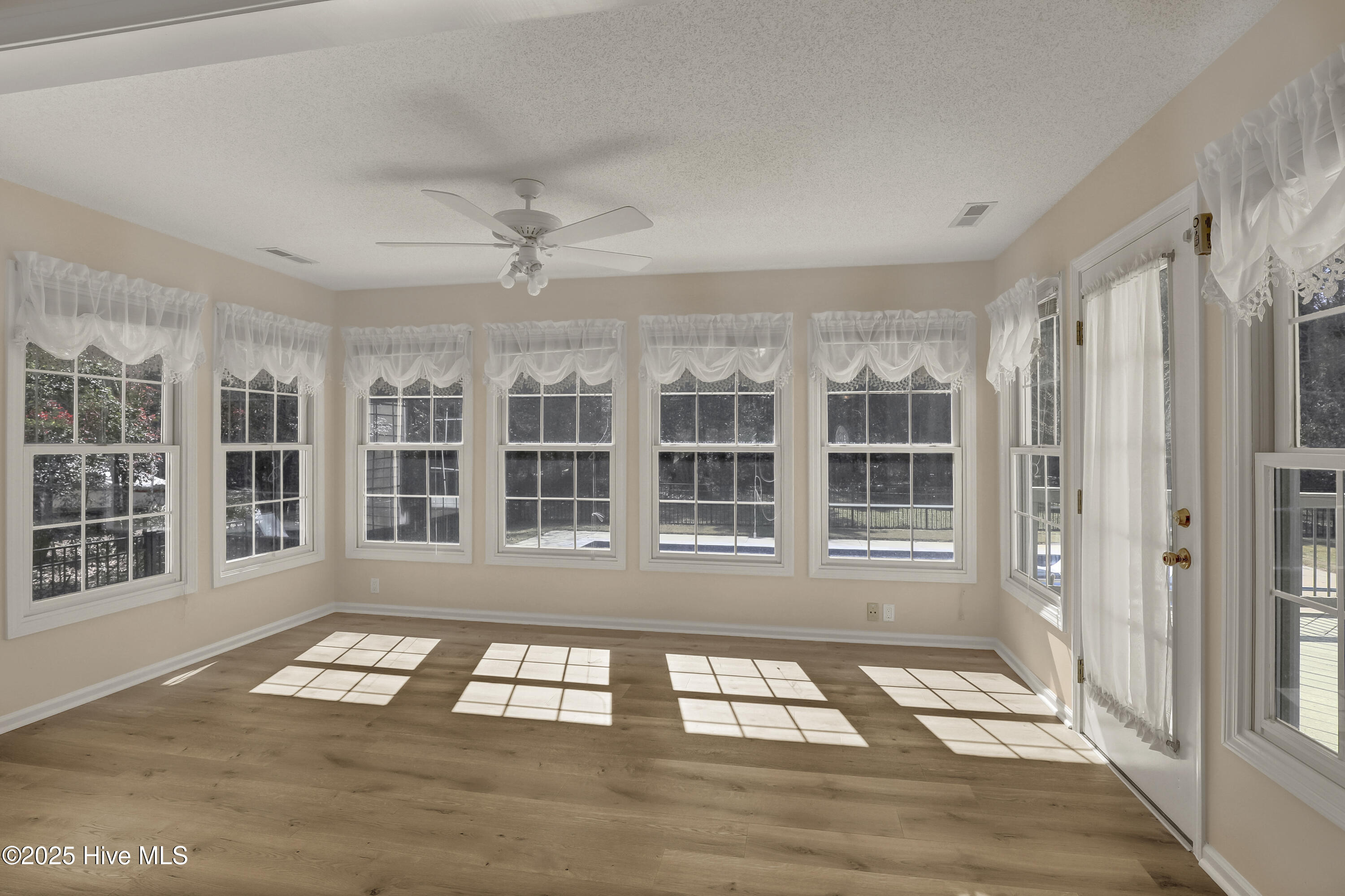 146 Olde Point Road Hampstead, NC 28443 - Photo 12 of 53 6G8A9906