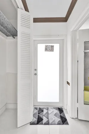 $1,200 | 2430 Northeast 135th Street, Unit 300, North Miami, FL 33181