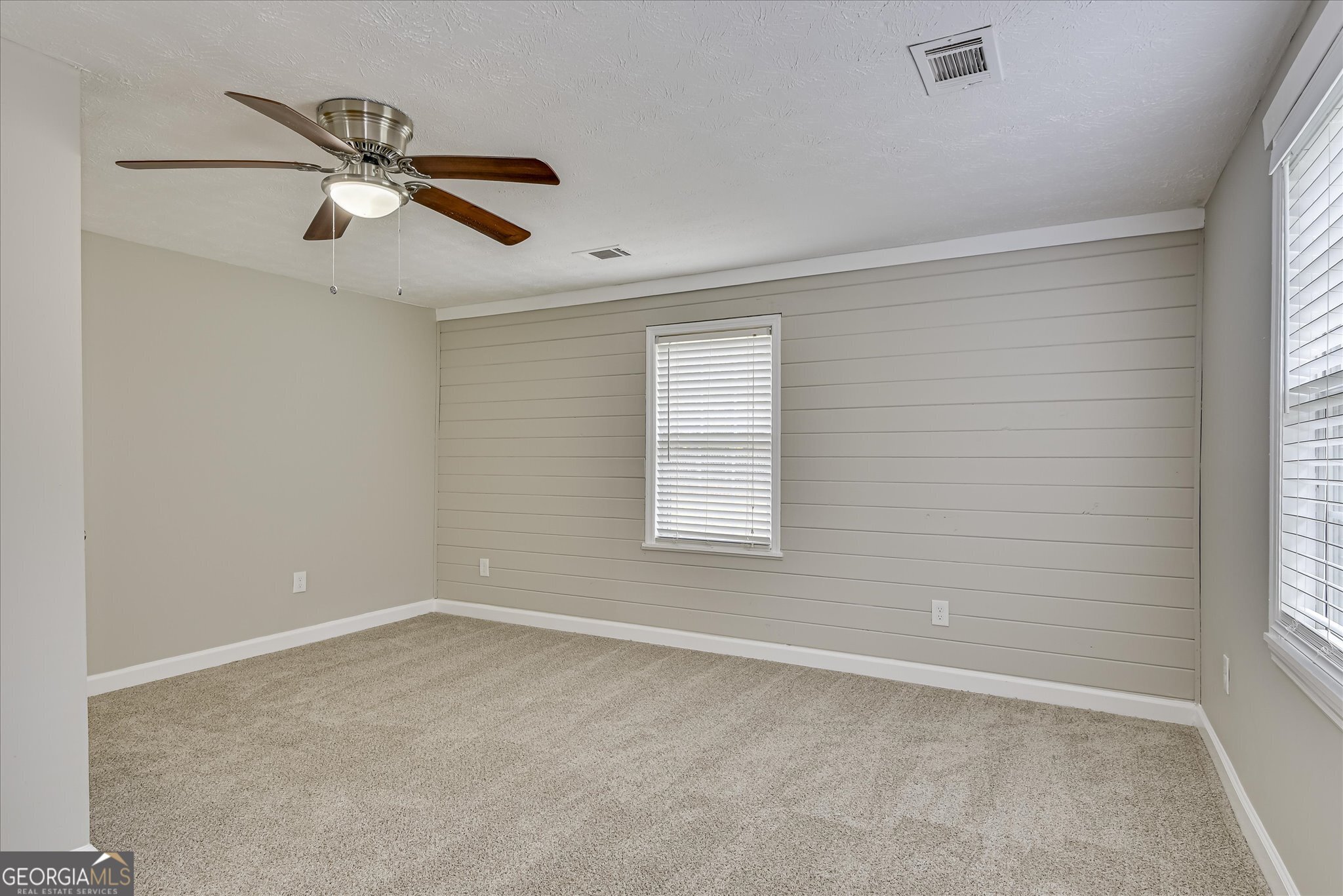 1321 Brett Road Wadley, GA 30477 - Photo 27 of 47 a view of an empty room with a window