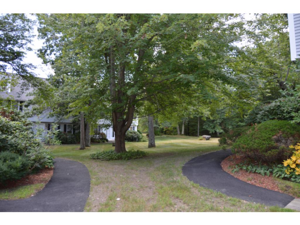 66 Ramsgate, Unit 260 Nashua, NH 03063 - Photo 4 of 13