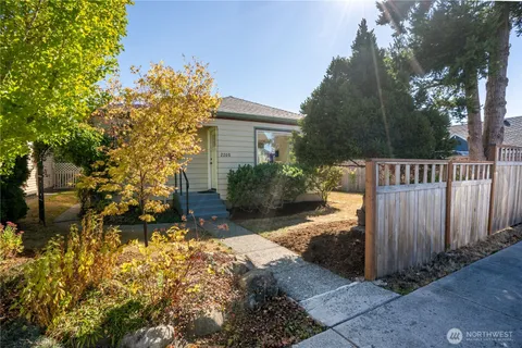 $699,000 | 2208 Jaeger Street, Bellingham, WA 98225